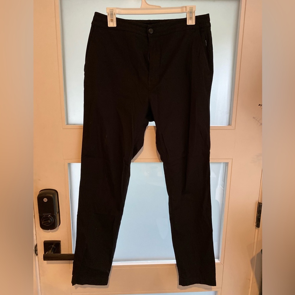 Lululemon mens travel pants in size 30